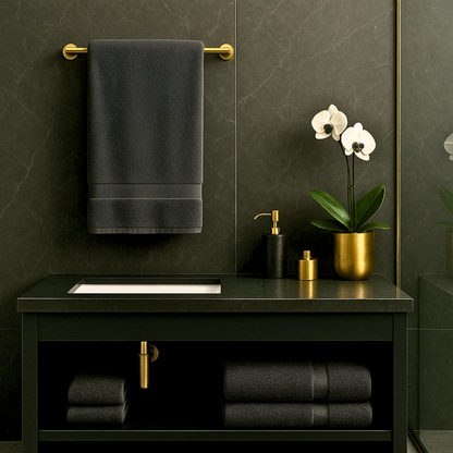 Egyptian Cotton Bath Towel · Charcoal Grey · 70 × 140 cm — original product photograph